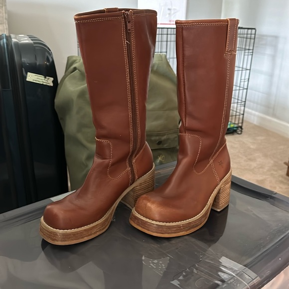 Frye Shoes - Vintage Frye Dorian Brown Leather Platform Chunky Heeled Boots Y2K 90’s SZ: 6.5